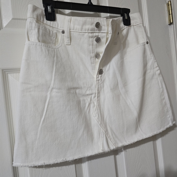 Madewell Rigid Denim A-Line High Waist Mini Skirt in Tile White, Button Fly, EUC - Picture 4 of 13